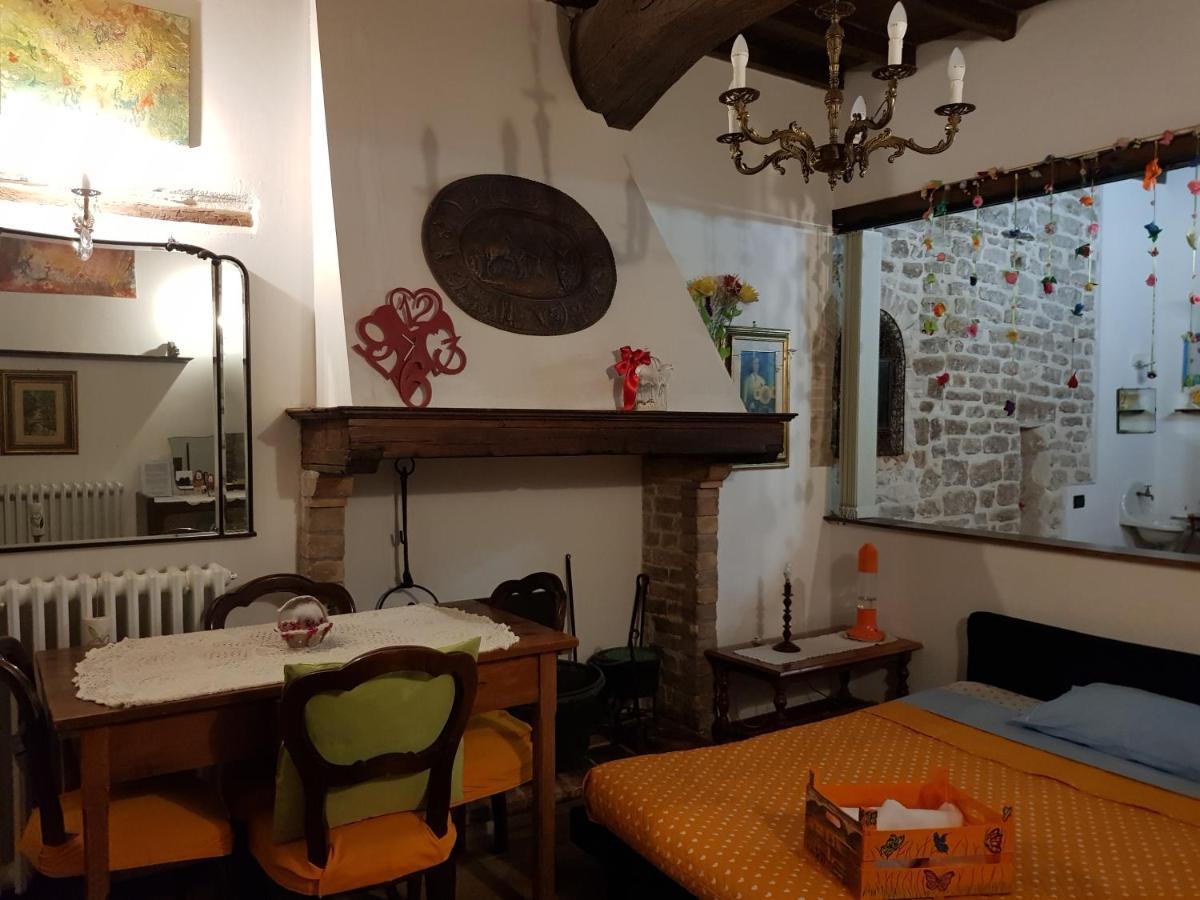 Non Ditelo Al Duca - Lo Spagna Spoleto Eksteriør billede