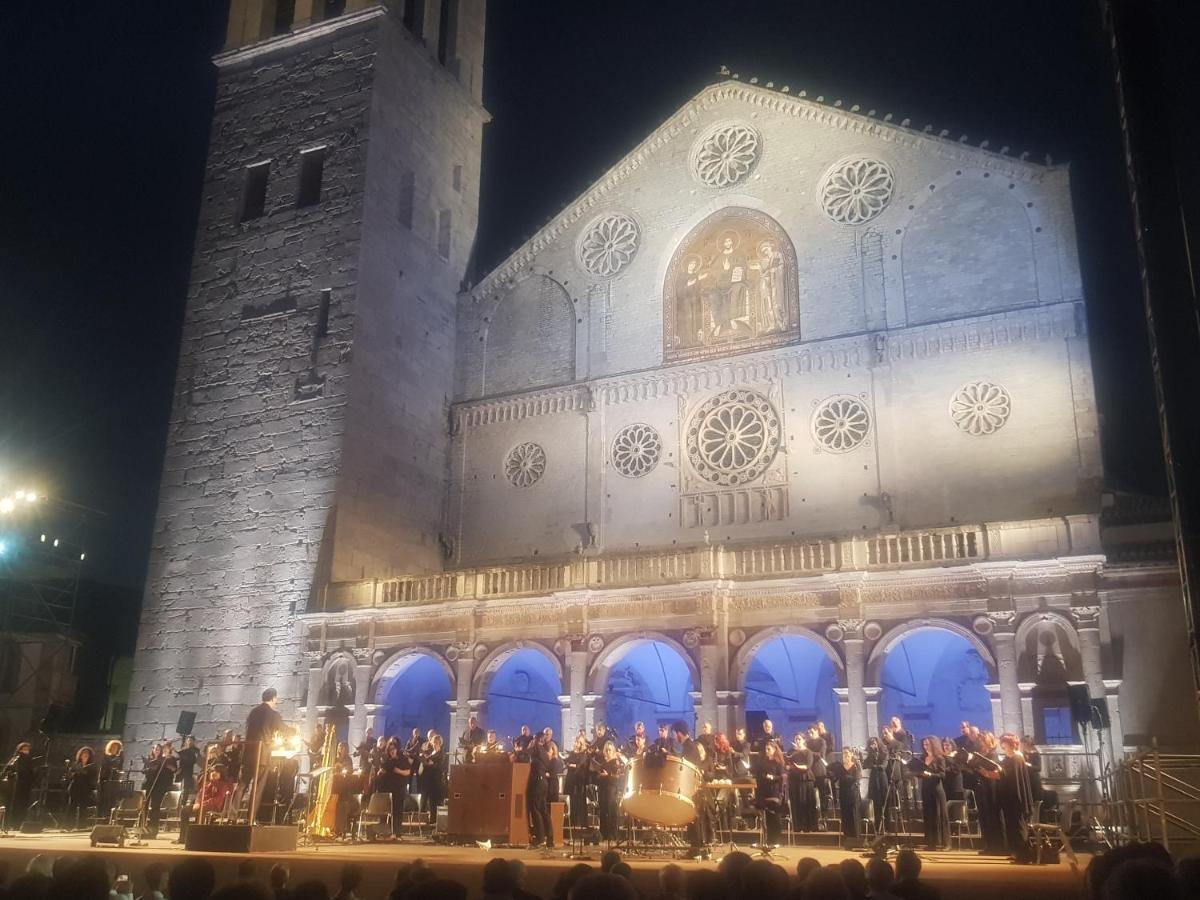 Non Ditelo Al Duca - Lo Spagna Spoleto Eksteriør billede